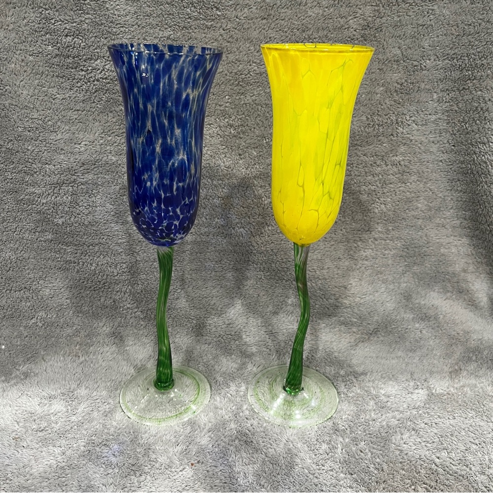 Nouveau-style Confetti Art Glass Tulip champagne glasses set of 2 blown glass